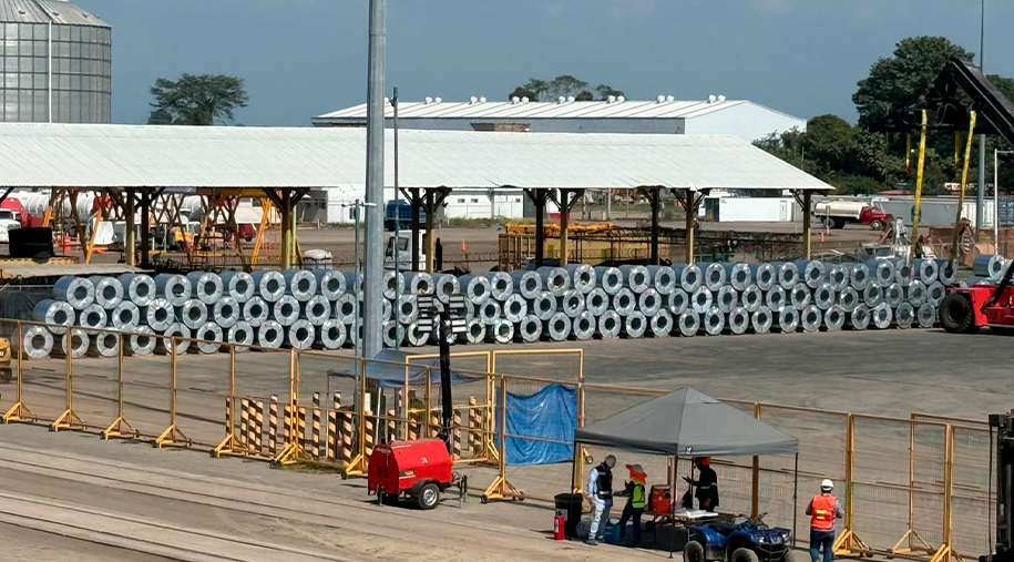 Arribo del crucero SEABOURN SOJOURN a Puerto Chiapas