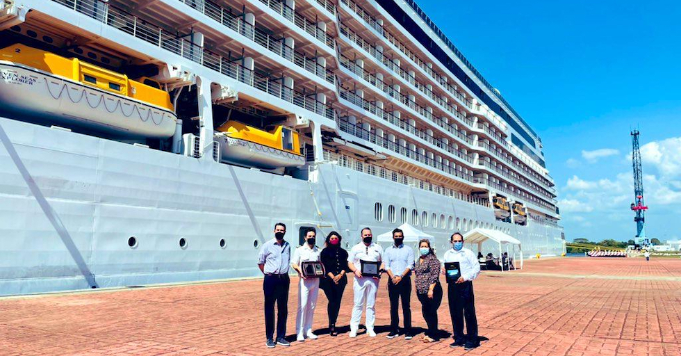 Puerto Chiapas recibió por primera vez a los cruceros Seven Seas Explorer y Seven Seas Mariners