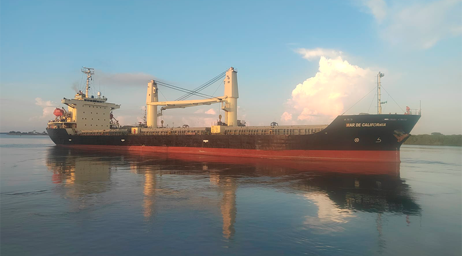 Arribo del crucero SEABOURN SOJOURN a Puerto Chiapas